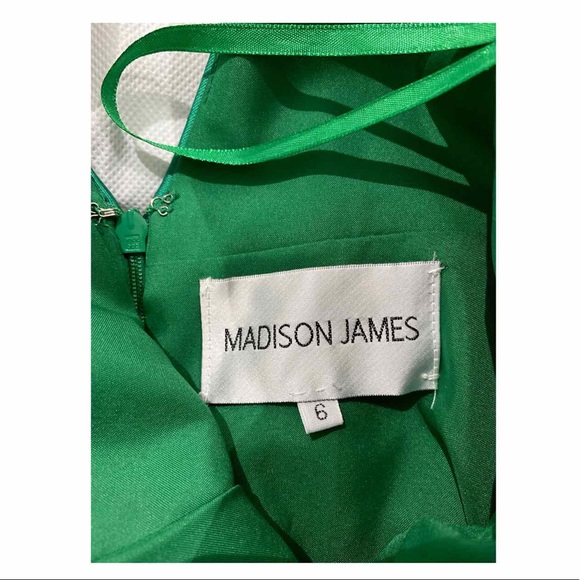 Madison James, Size: 6, Color: Emerali - Picture 9 of 11